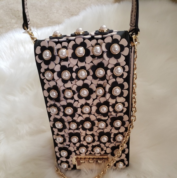 Brand new never carried Classy Zac Posen Bag - Picture 1 of 4